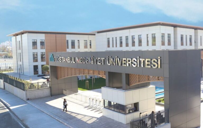 جامعة إسطنبول مدنيات
