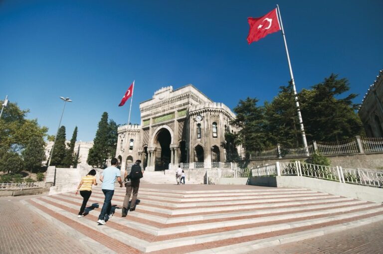 الاستكمال في الجامعات التركية