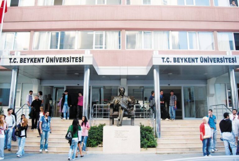 جامعة بيكنت في إسطنبول